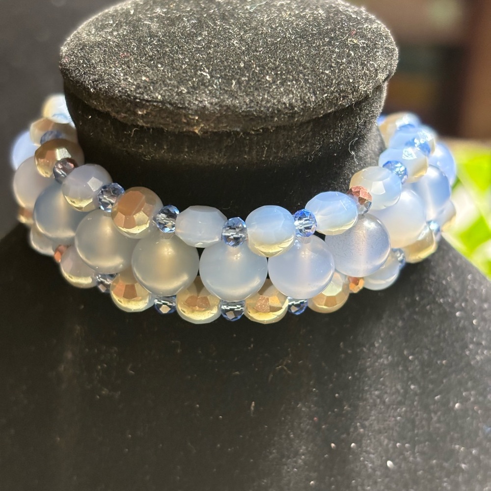 Blue Agate bracelet with blue crystal accents 6.5 inches